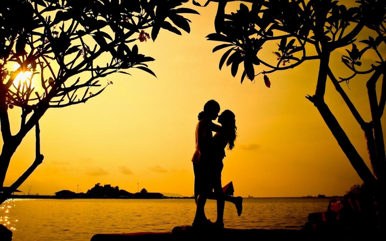 Love Romance Cute Couple Photo