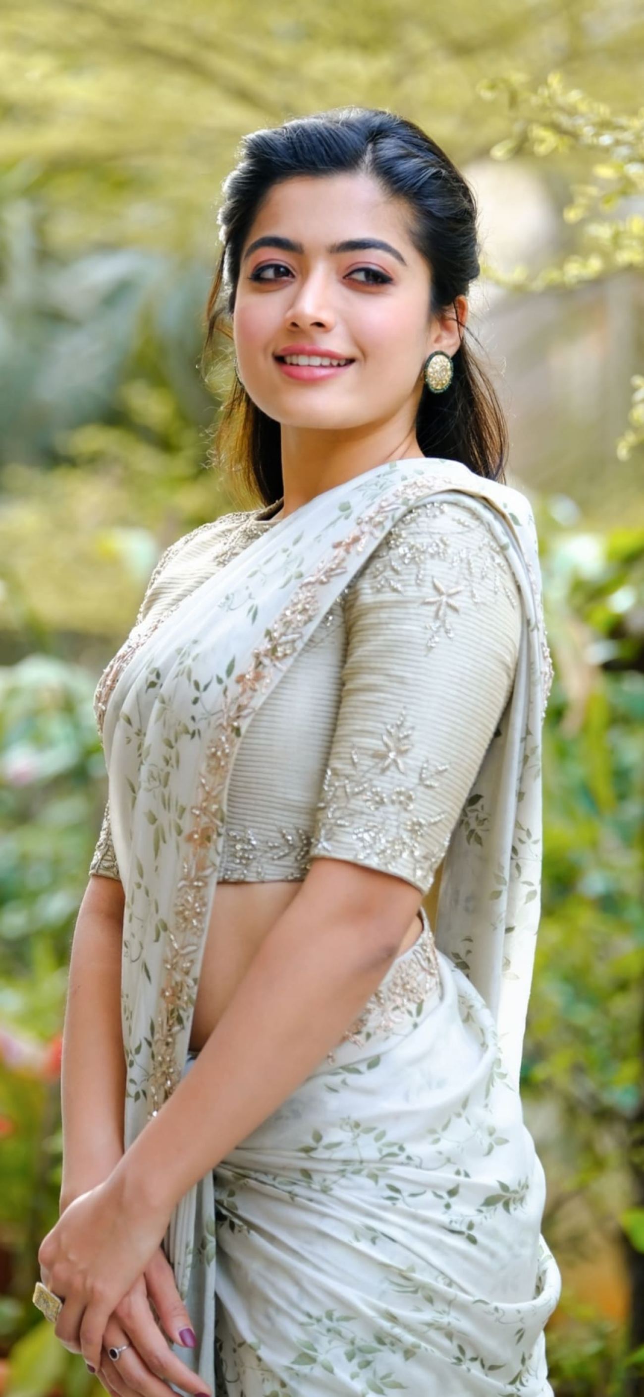 Rashmika Mandanna Wallpaper 2020