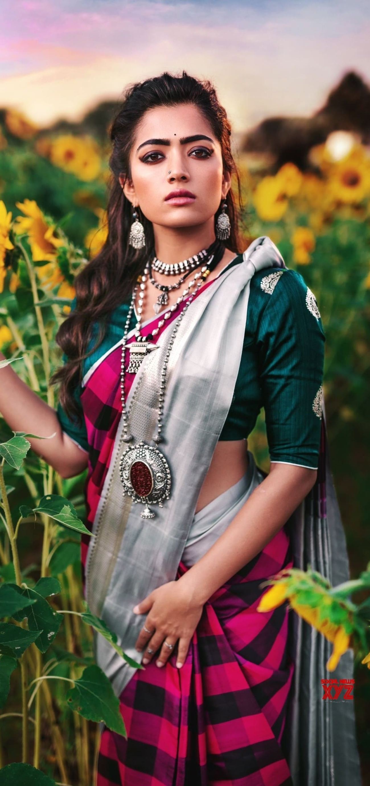 Rashmika Mandanna Wallpaper