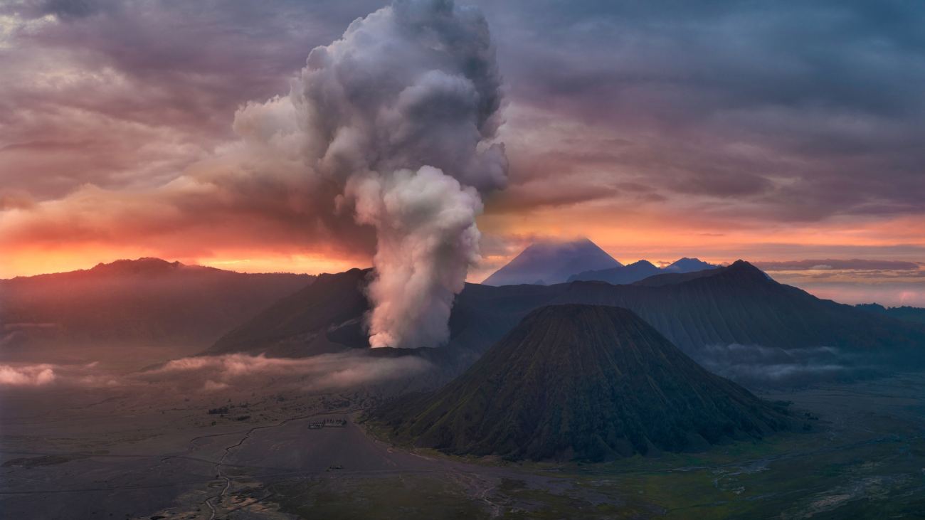 Mount Bromo Extinct Volcano During Sunset Hd Travel