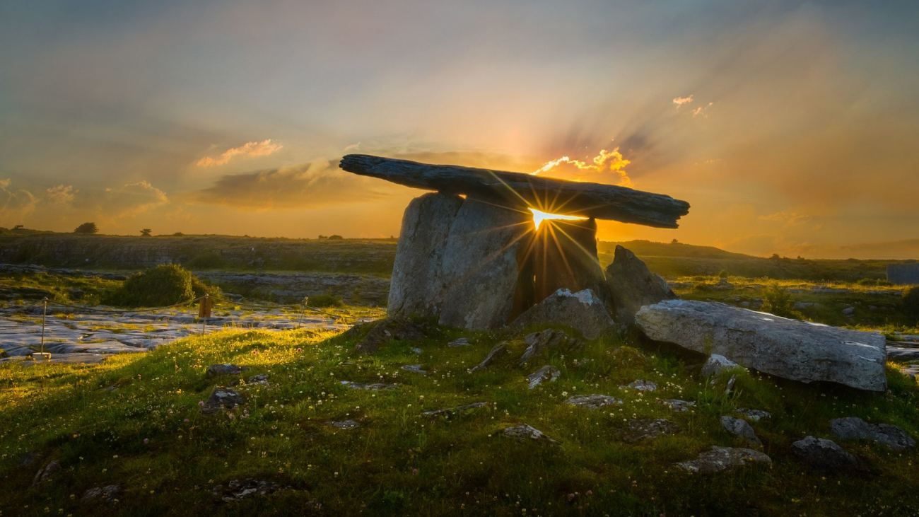 Poulnabrone Dolmen Prehistoric During Sunset Hd Travel