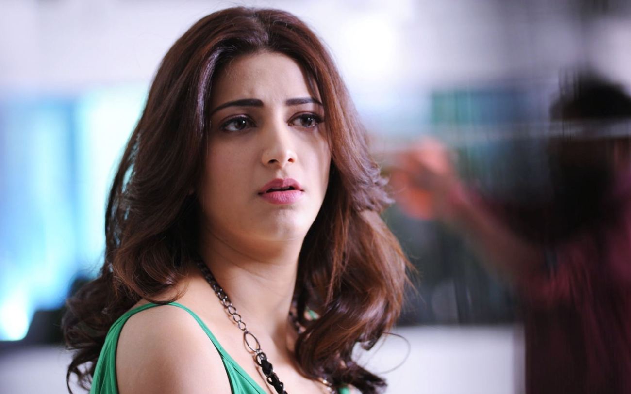 Shruti Haasan New HD