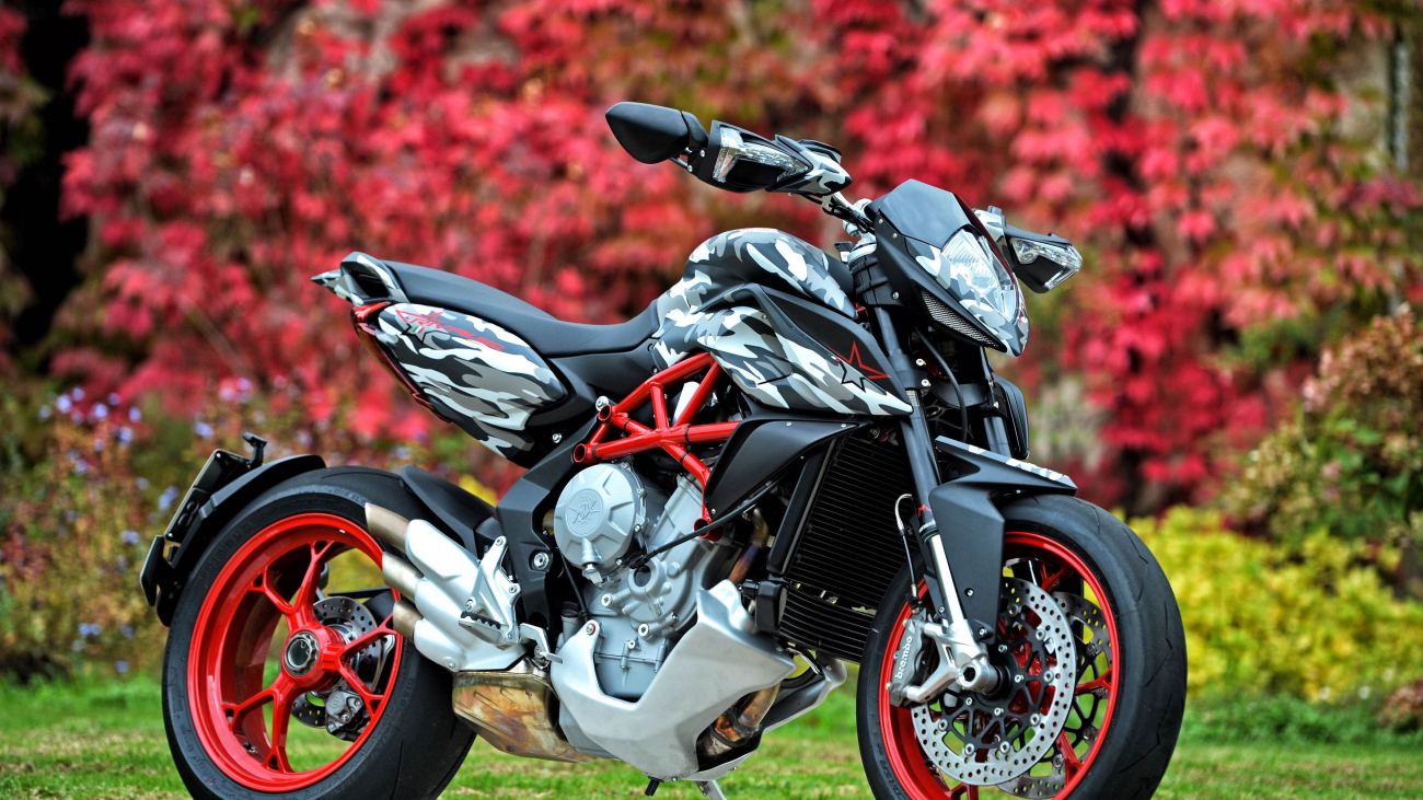 Black Mv Agusta Rivale 800 4k Hd Bike